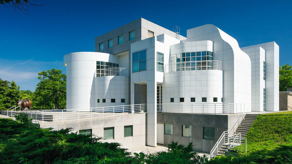 1985 Meier Wing, Des Moines Art Center | Des Moines, IA | Richard Meier